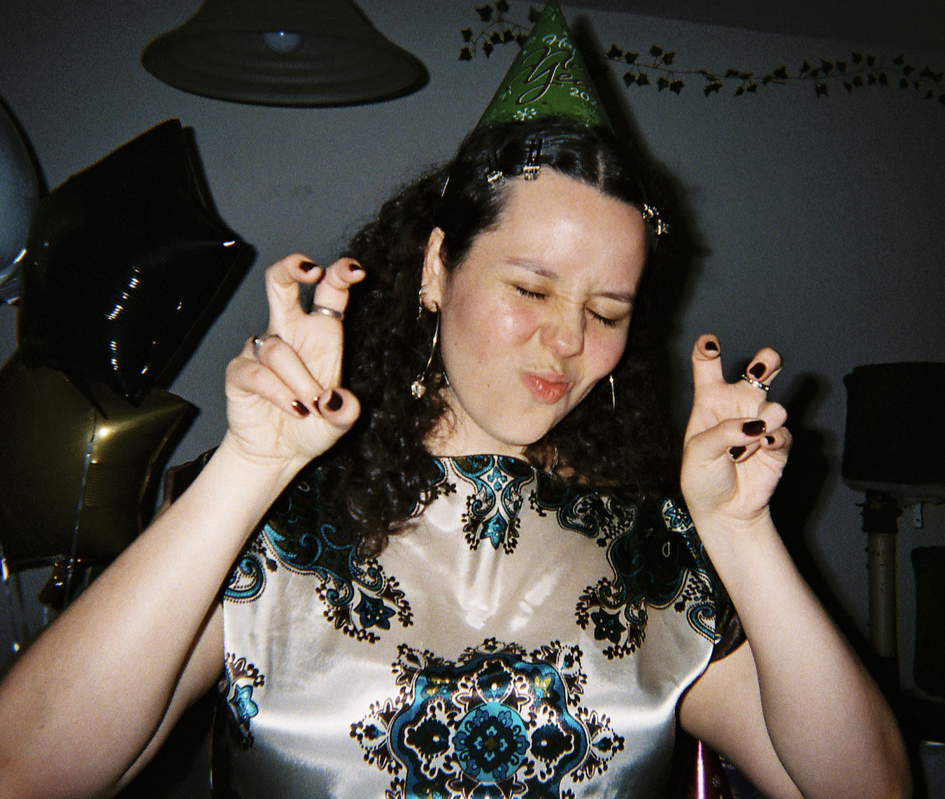 Claudia at her best friends new years party